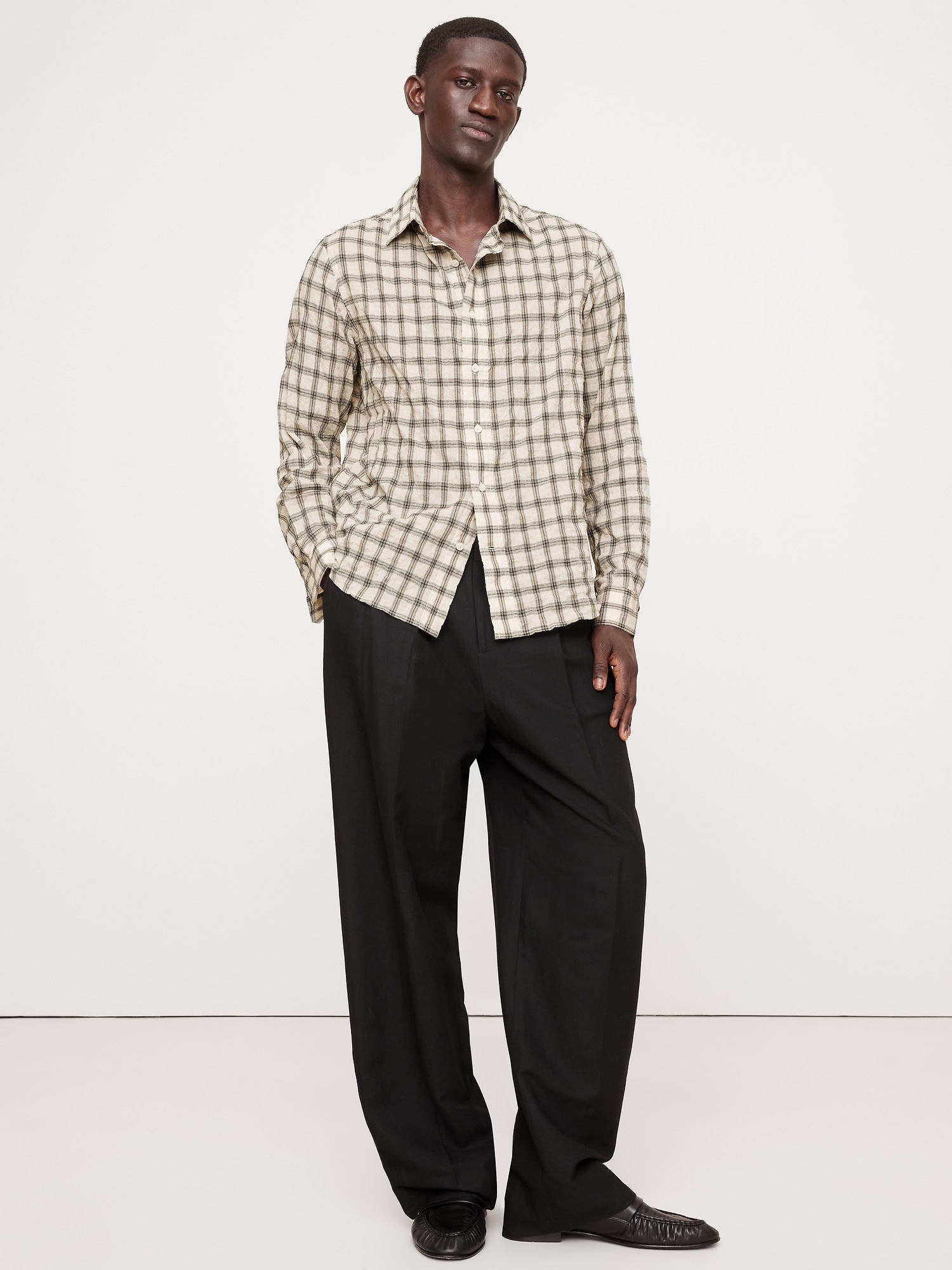 Standard-Fit Lightweight Textured Shirt