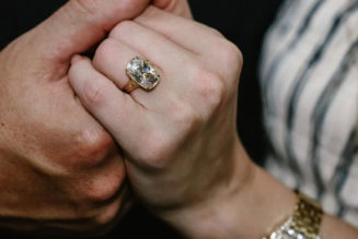 Taylor Swift Got Engaged Wearing This $17,000 Watch With Dozens of Diamonds—Take a Close-Up Look