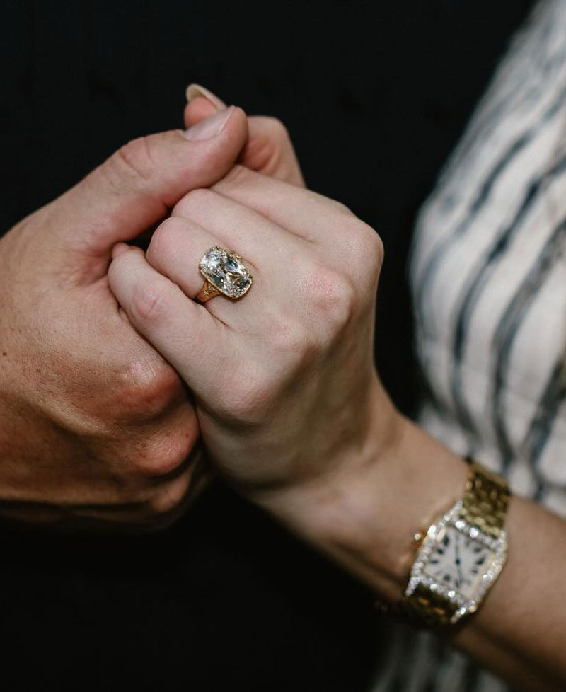 Taylor Swift wore a gold watch in her engagement announcement