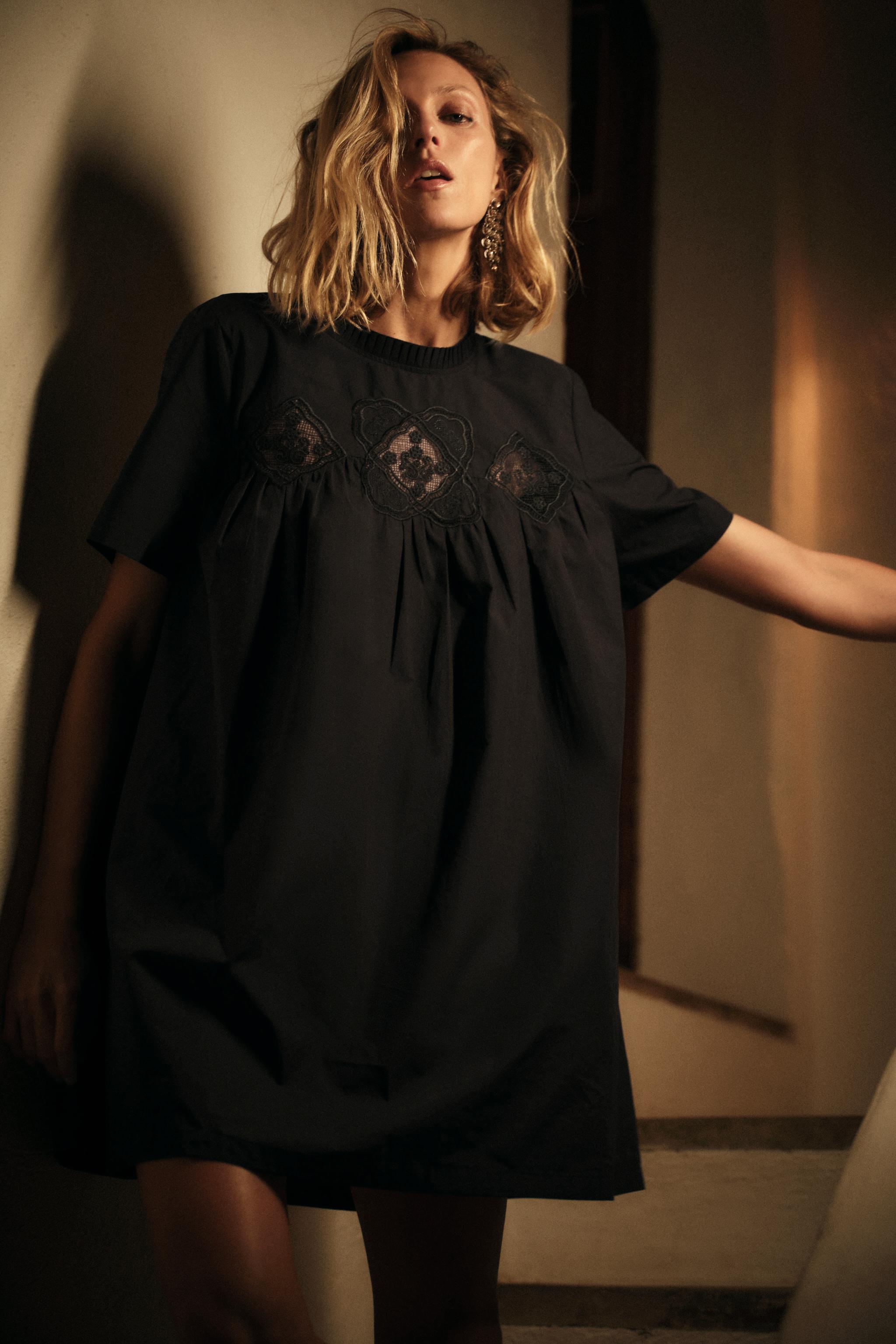 Embroidered Short Dress Zw Collection