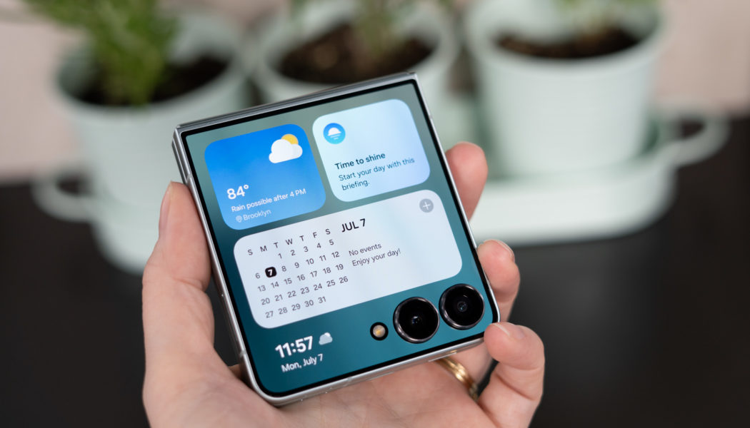 The one feature that keeps me from recommending flip phones