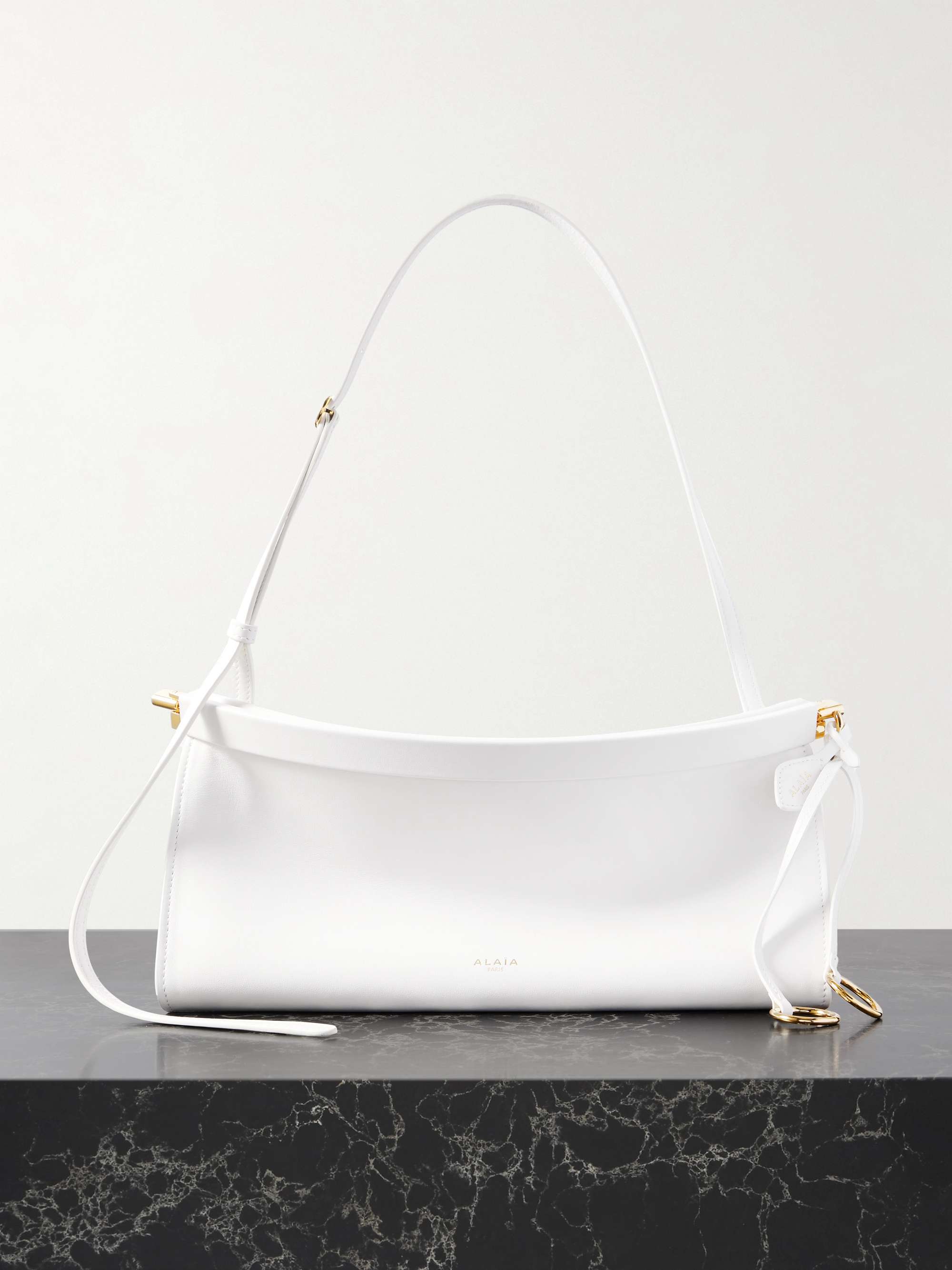 Click E/w Medium Leather Shoulder Bag