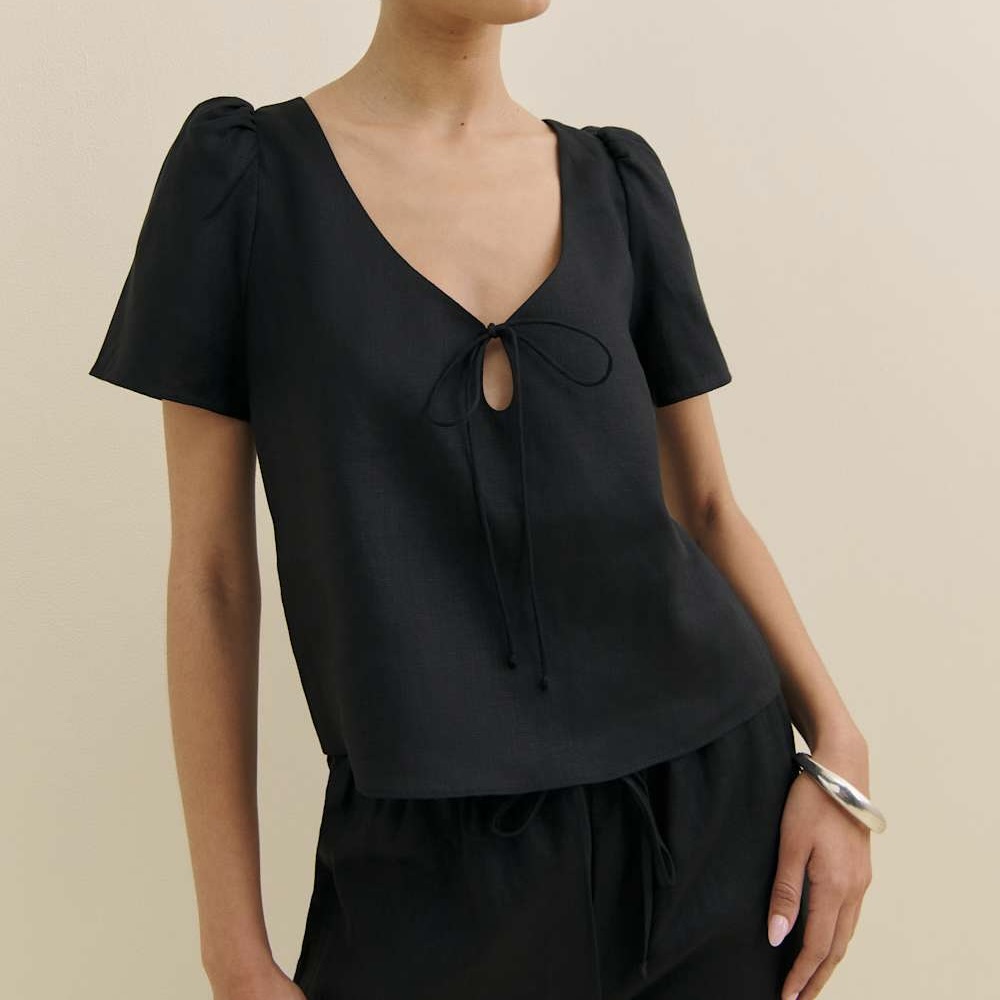 Reformation black top