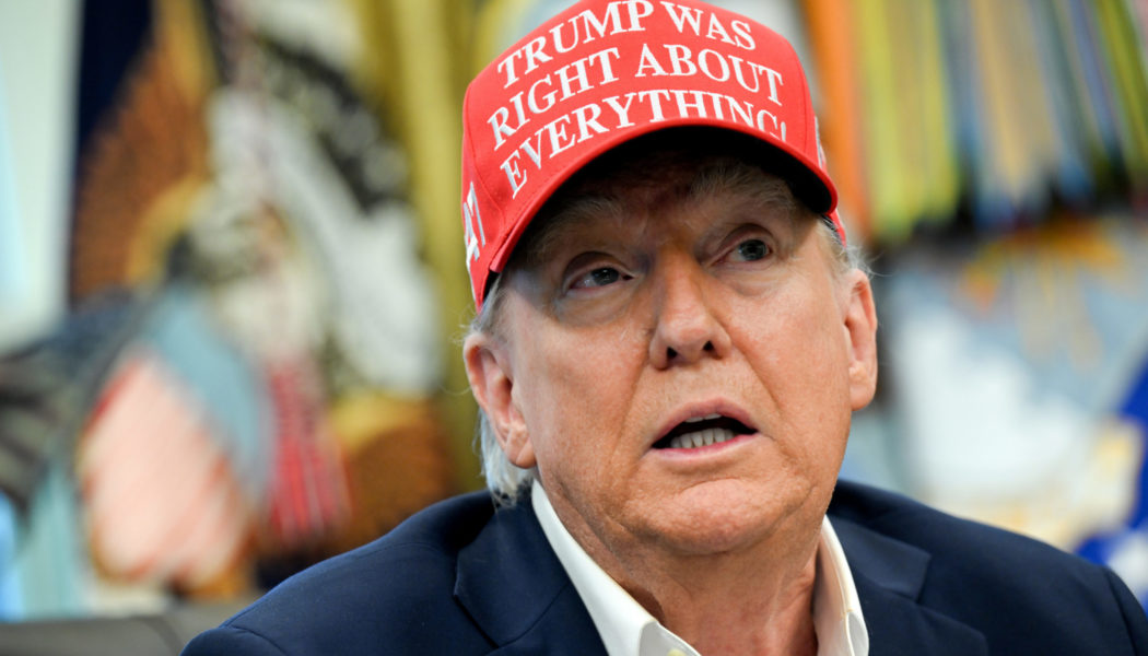 US government takes 10 percent stake in Intel in exchange for money it was already on the hook for