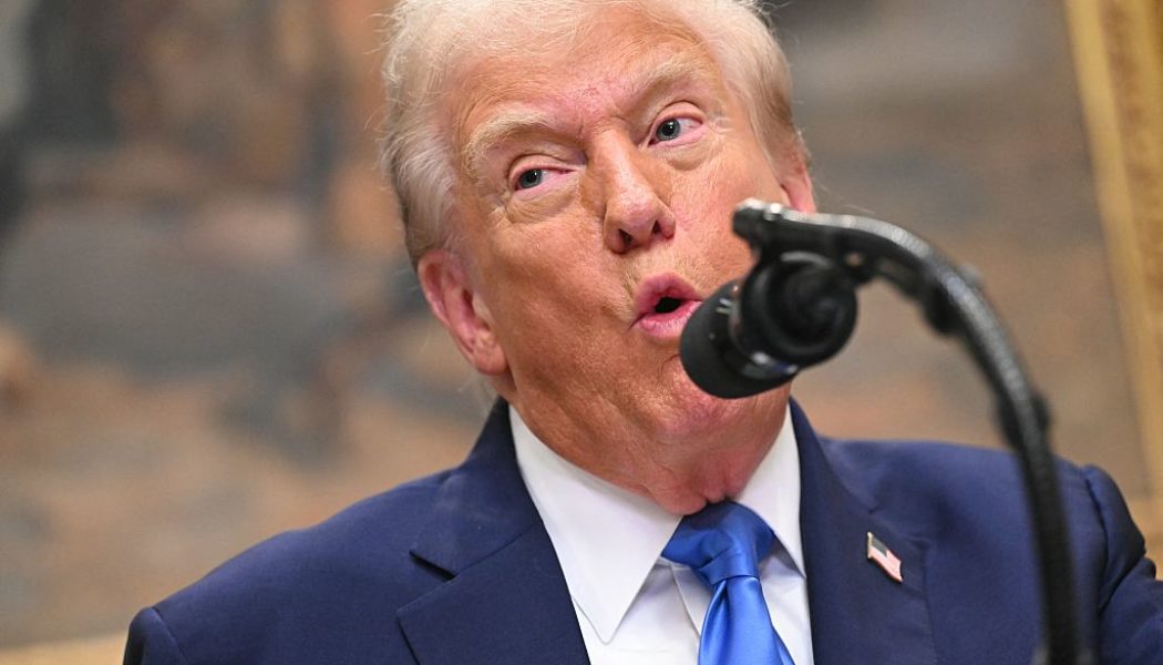 Donald Trump & His Health Department Use Unproven Data To Link Tylenol With Autism