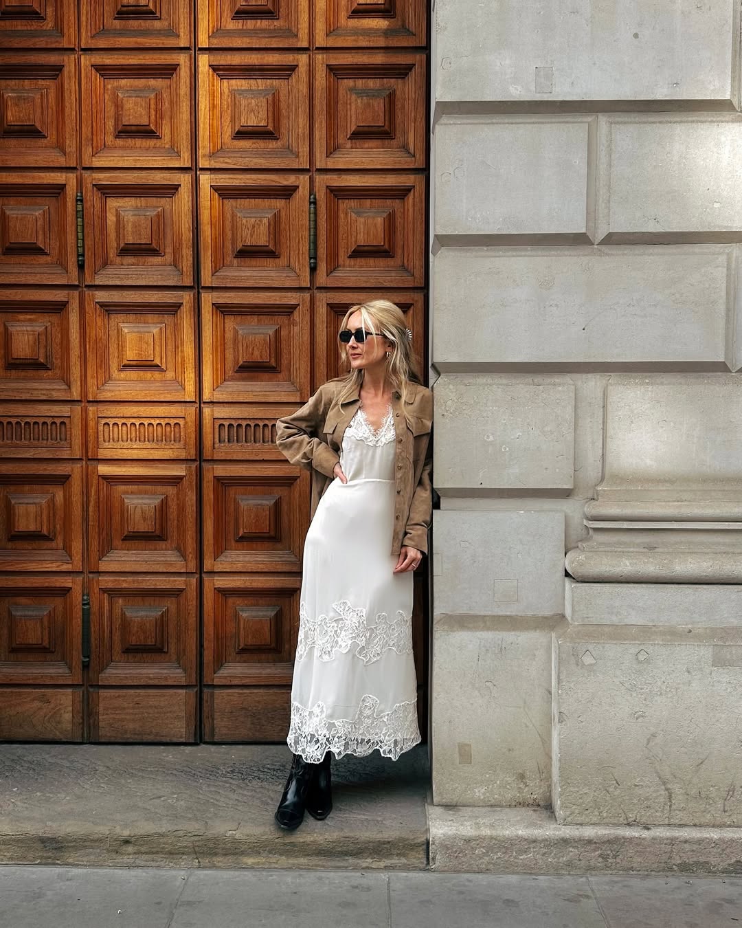 dress-and-boot-outfits