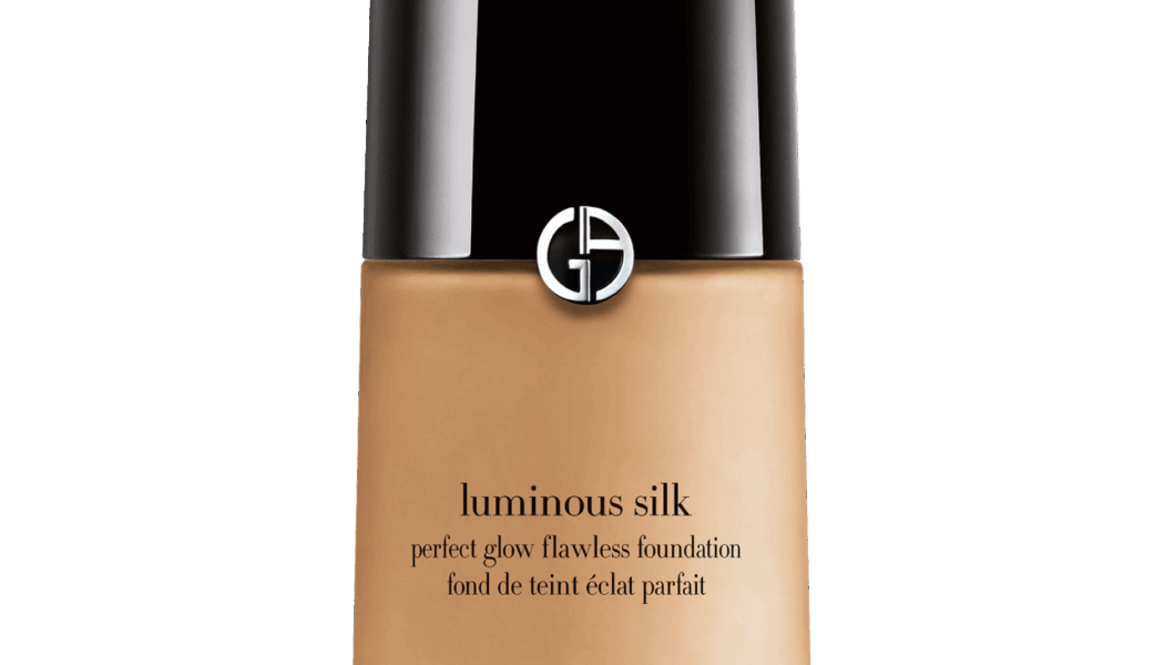 Gemma Chan, Rosie HW, Sofia Carson: 11 Celebs Wore This Iconic Foundation at the Venice Film Festival