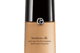 Gemma Chan, Rosie HW, Sofia Carson: 11 Celebs Wore This Iconic Foundation at the Venice Film Festival