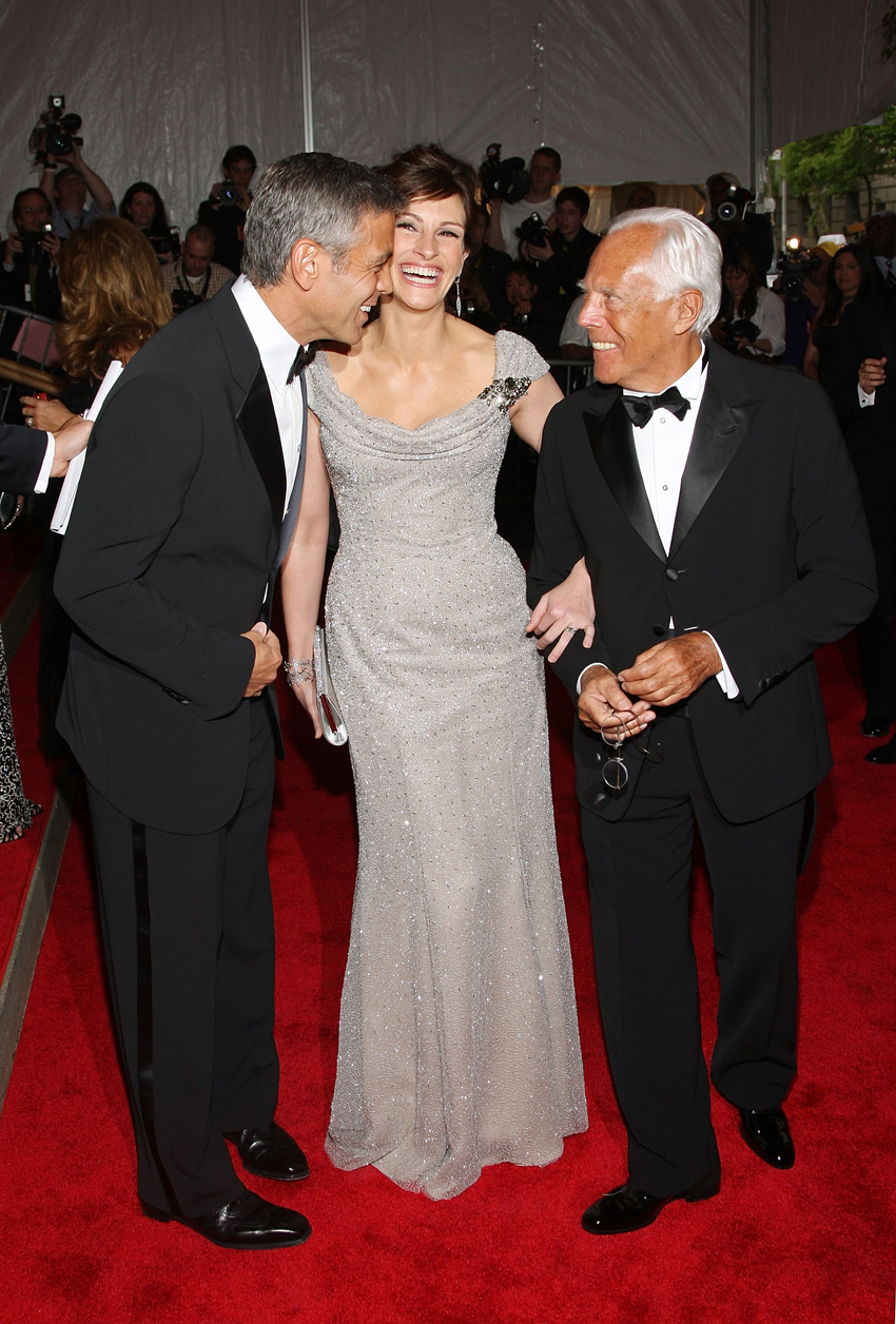 George Clooney, Julia Roberts, and Giorgio Armani arrive at the Metropolitan Museum of Art Costume Institute Gala 2008