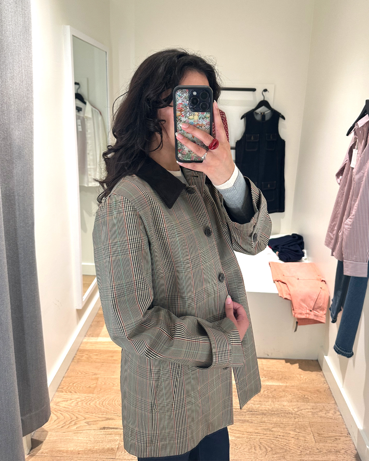 WWW Editor Josephine Hadjiloucas J.Crew Try On