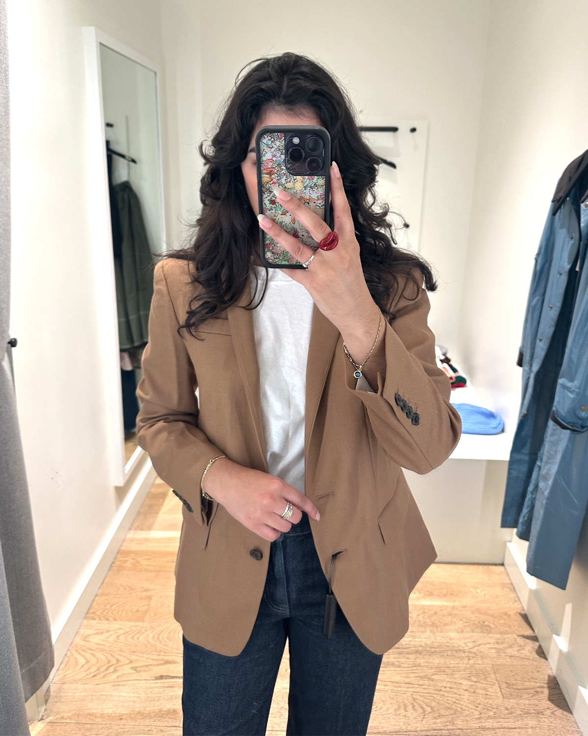 WWW Editor Josephine Hadjiloucas J.Crew Try On