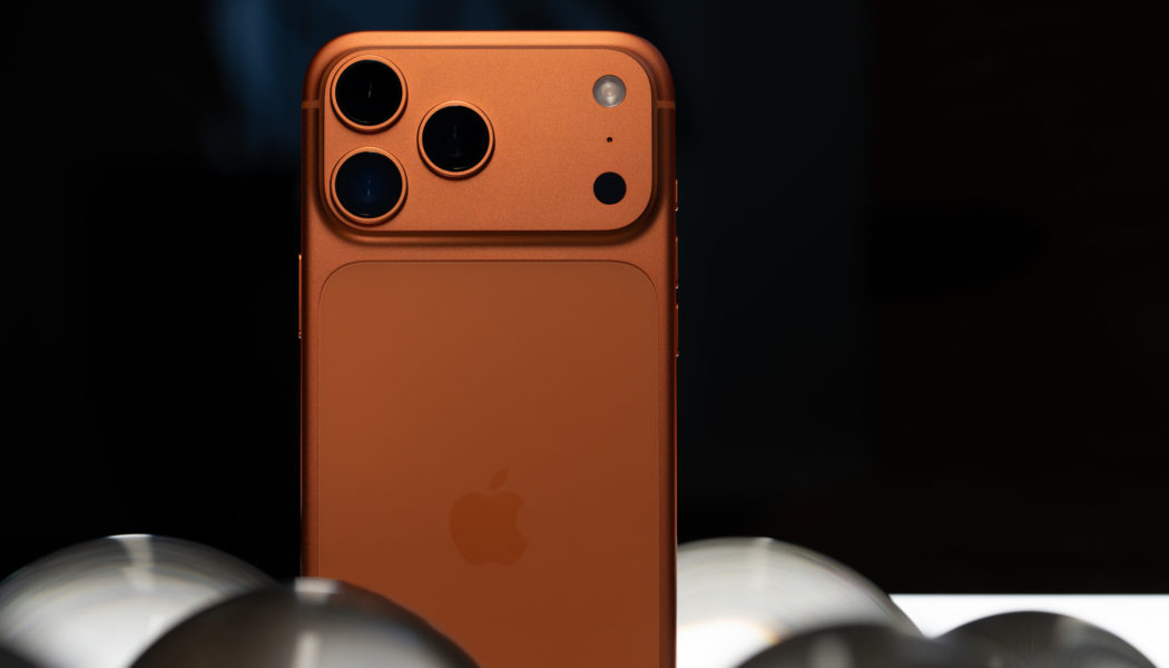 iFixit zooms in on reports of an iPhone 17 Pro scratch problem