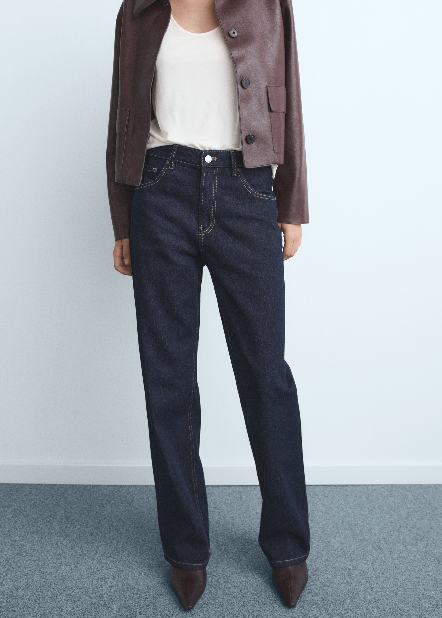 Miami Medium-Rise Straight-Fit Jeans - Women | Mango United Kingdom