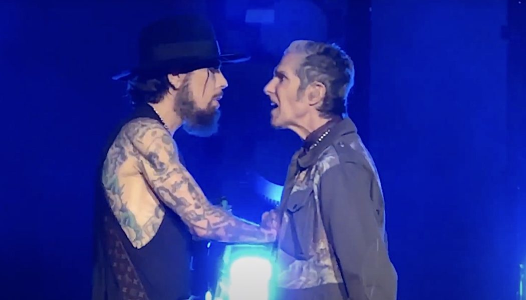 Perry Farrell Says Dave Navarro Has "Unclean Hands" in Response to Jane's Addiction Lawsuit