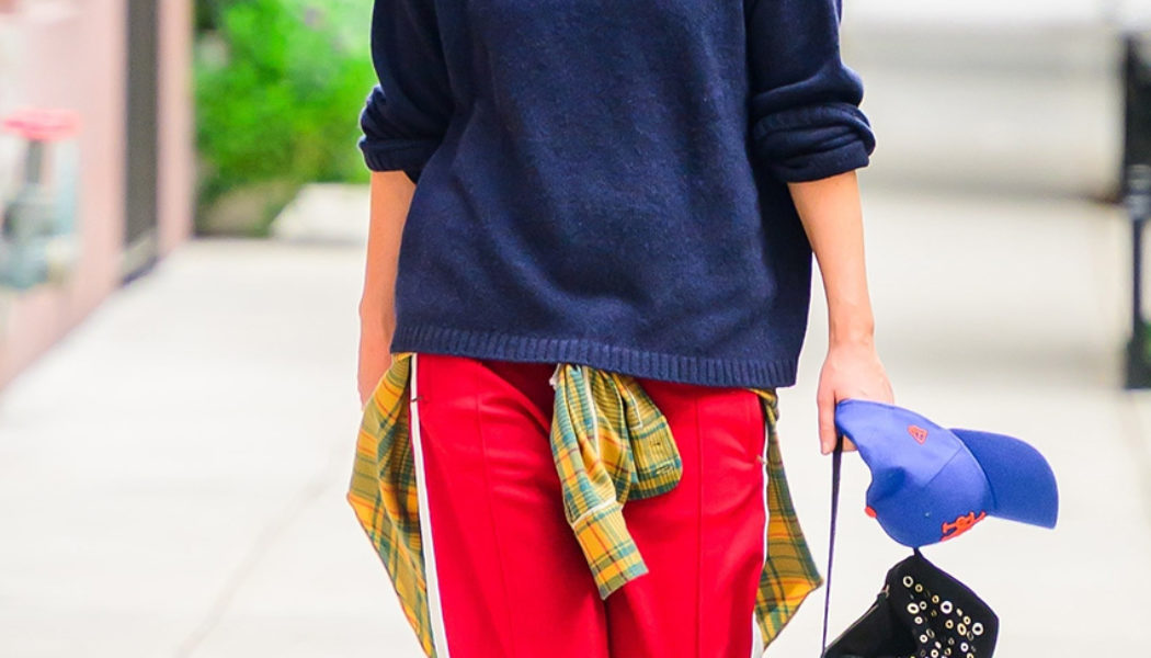 Step Away From the Leggings—This Is the Low-Key Pant Trend You'll See Everywhere This Fall
