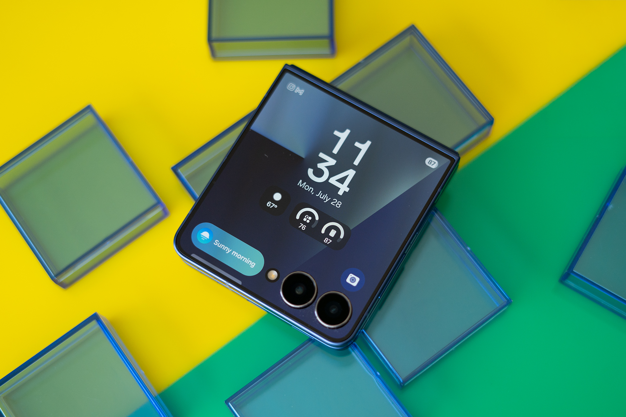 Samsung Galaxy Z Flip 7 showing cover screen