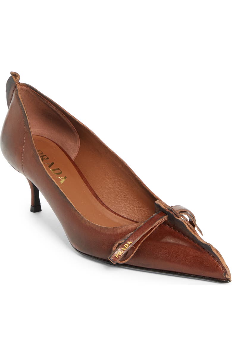 Exposed Seam Kitten Heel Pump