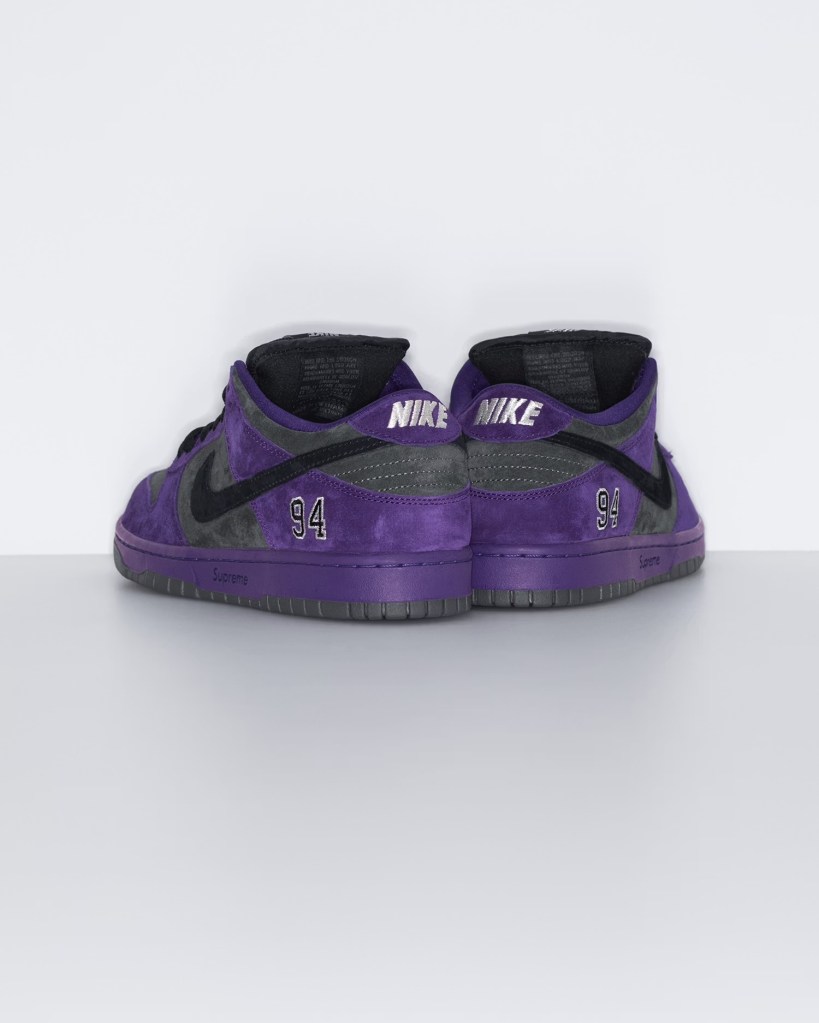 Supreme x Dunks 2025