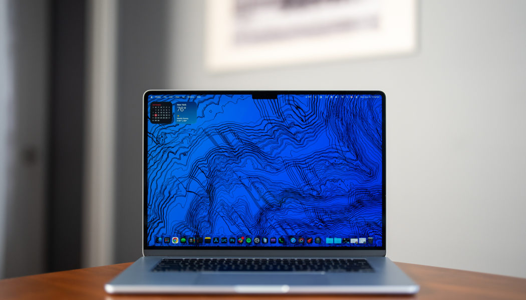 The touchscreen MacBook rumors are never ending