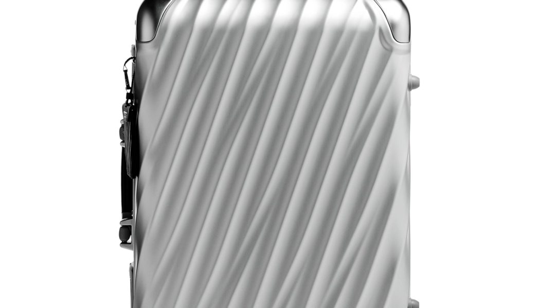 100k+ Delta Miles Later, I've Finally Figured Out the Secret(s) to Flying With Just a Carry-On