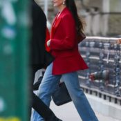 Anne Hathaway's Uncommon Shoe Color Gives Basic Jeans Main-Character Energy