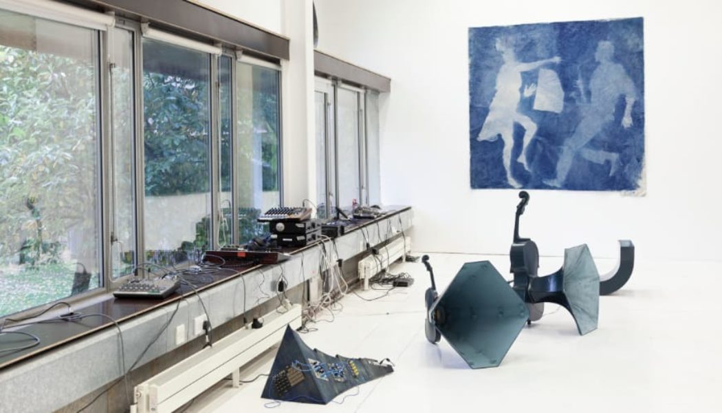 Artists Explore the Power of Frequency in ‘Resonance'