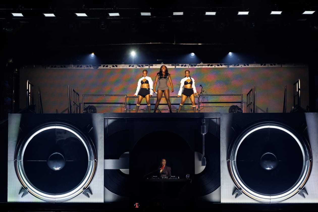 Doechii’s School of Superstardom alligator bites never heal album tour mixtape release info top dawg entertainment kal banx tour grammy award swamp princess tickets dates