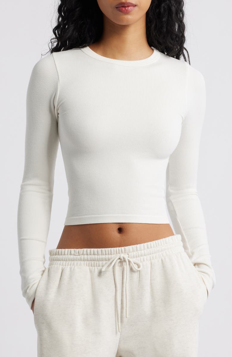 Long Sleeve Crop T-Shirt