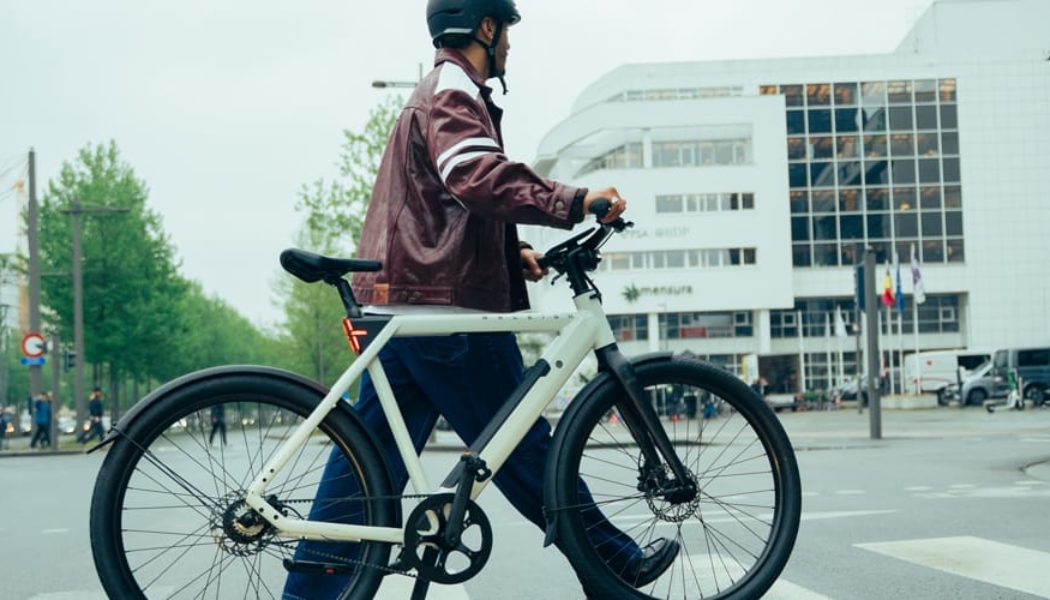 Explore the London Fashion Week Circuit with Hypebeast and Raleigh ONE