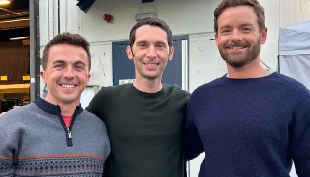 Frankie Muniz Shares First Look Set Photos of Brothers Reuniting in 'Malcolm in the Middle' Reboot