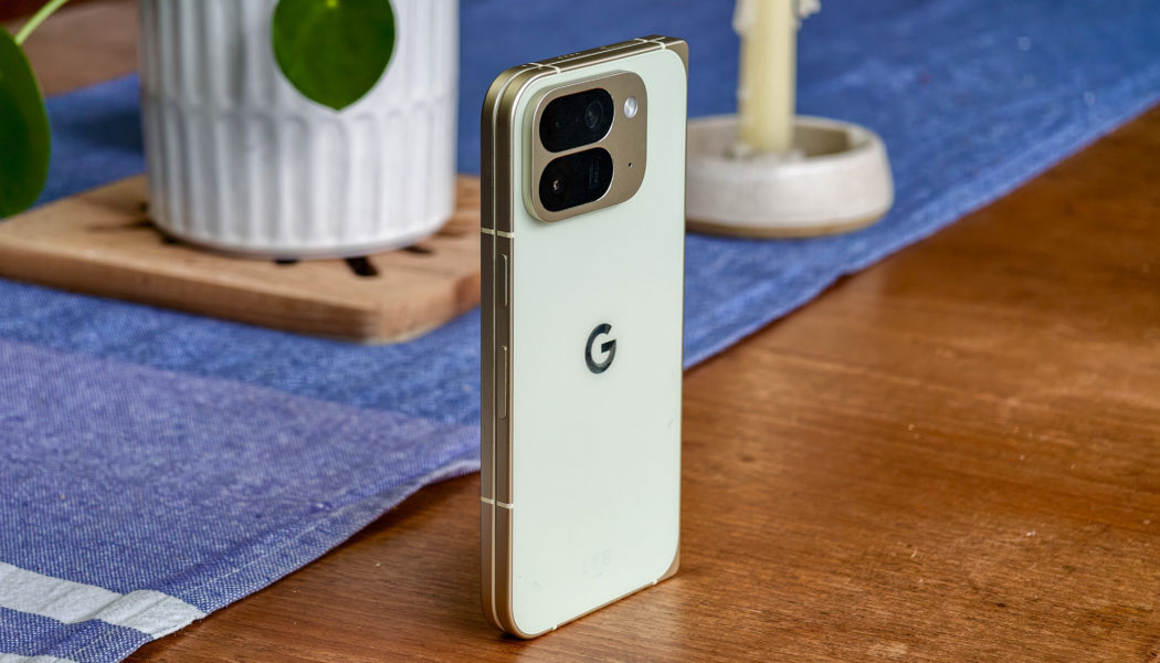 Google will reportedly let 15 superfans test unreleased Pixel phones