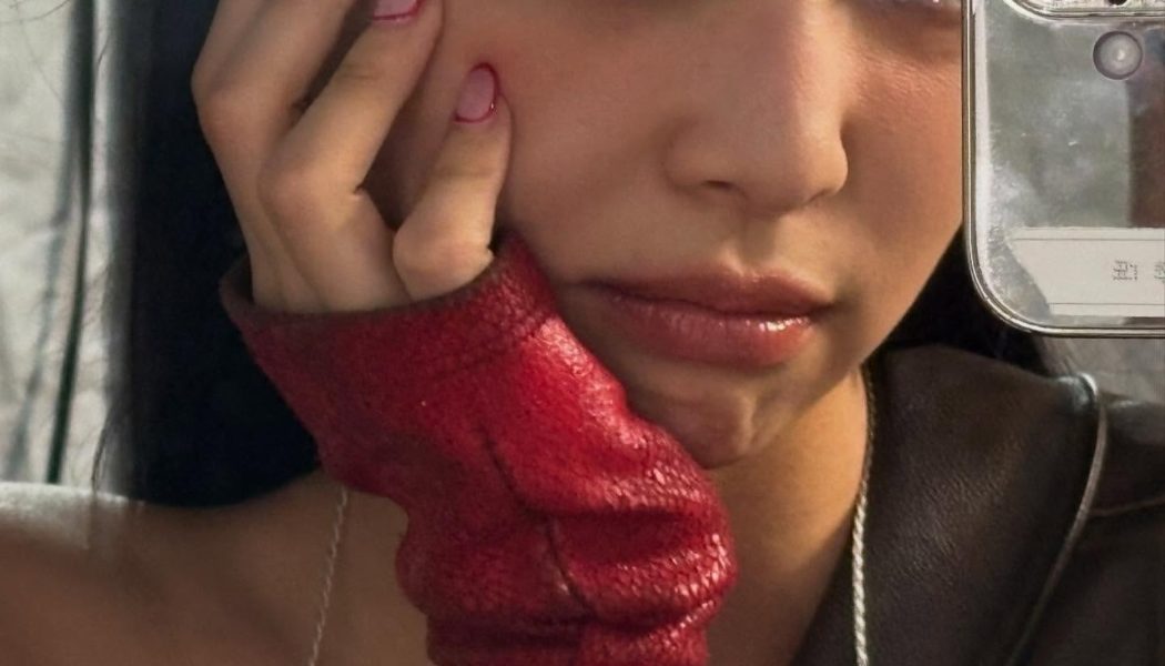 I Just Got a Manicure, But I’m Already Booking Another Appointment for Jennie’s C-French Tips