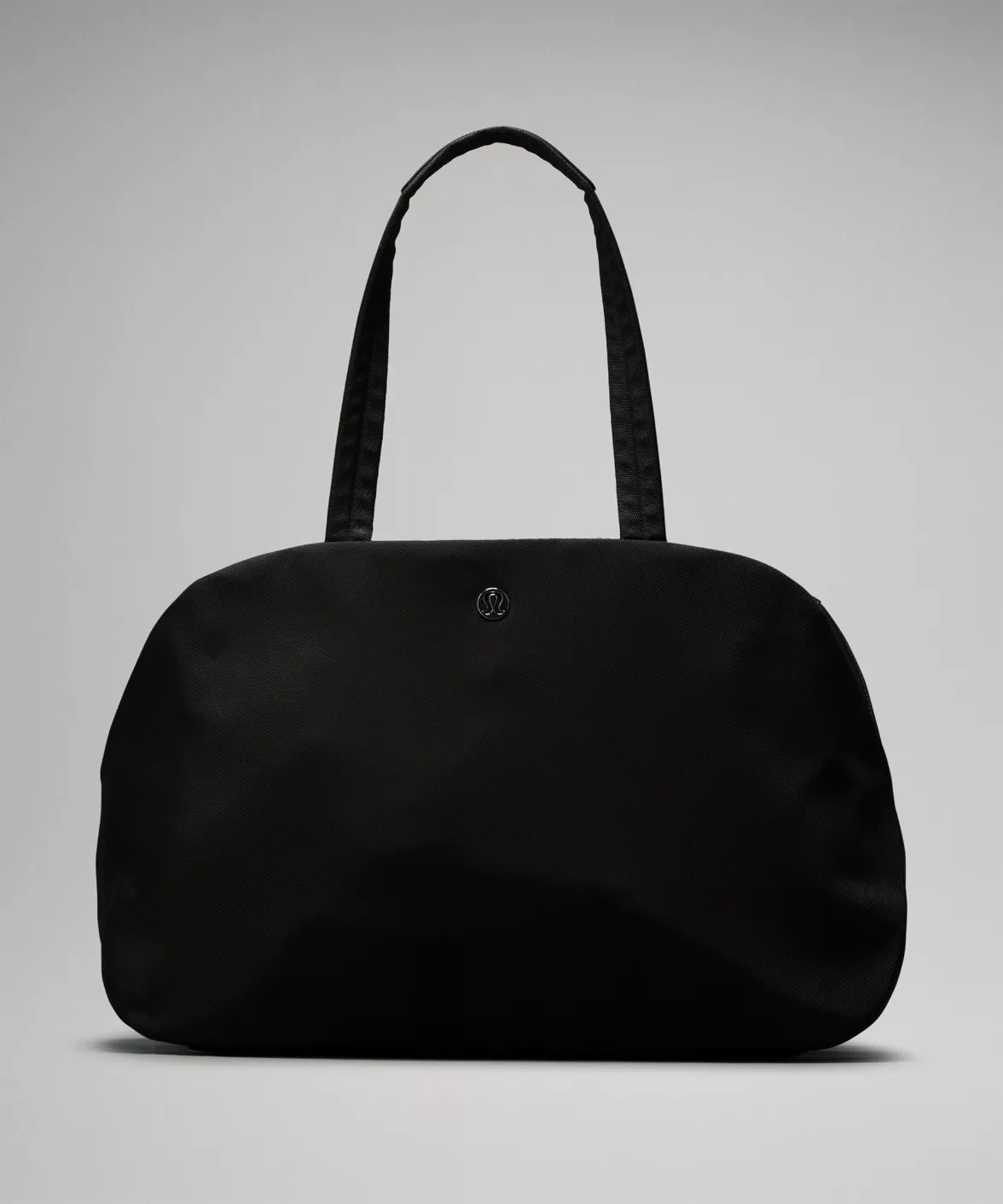 A black weekend bag