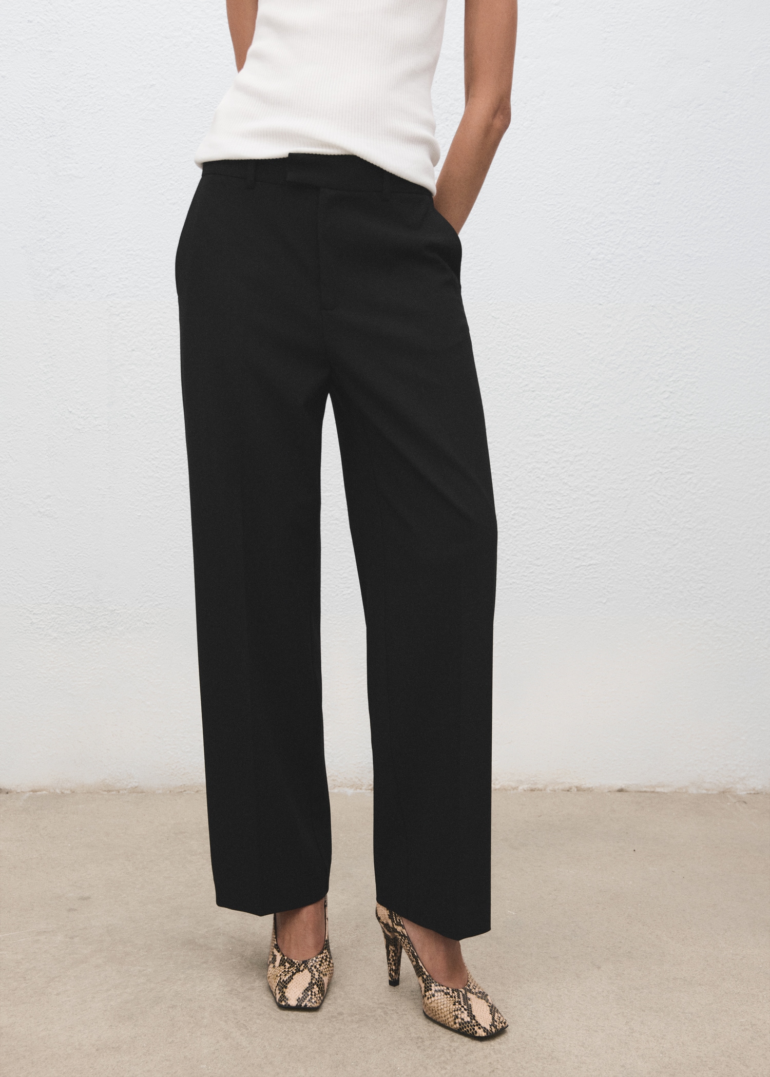 Mid-Rise Cropped Straight-Leg Pants - Women | Mango Usa