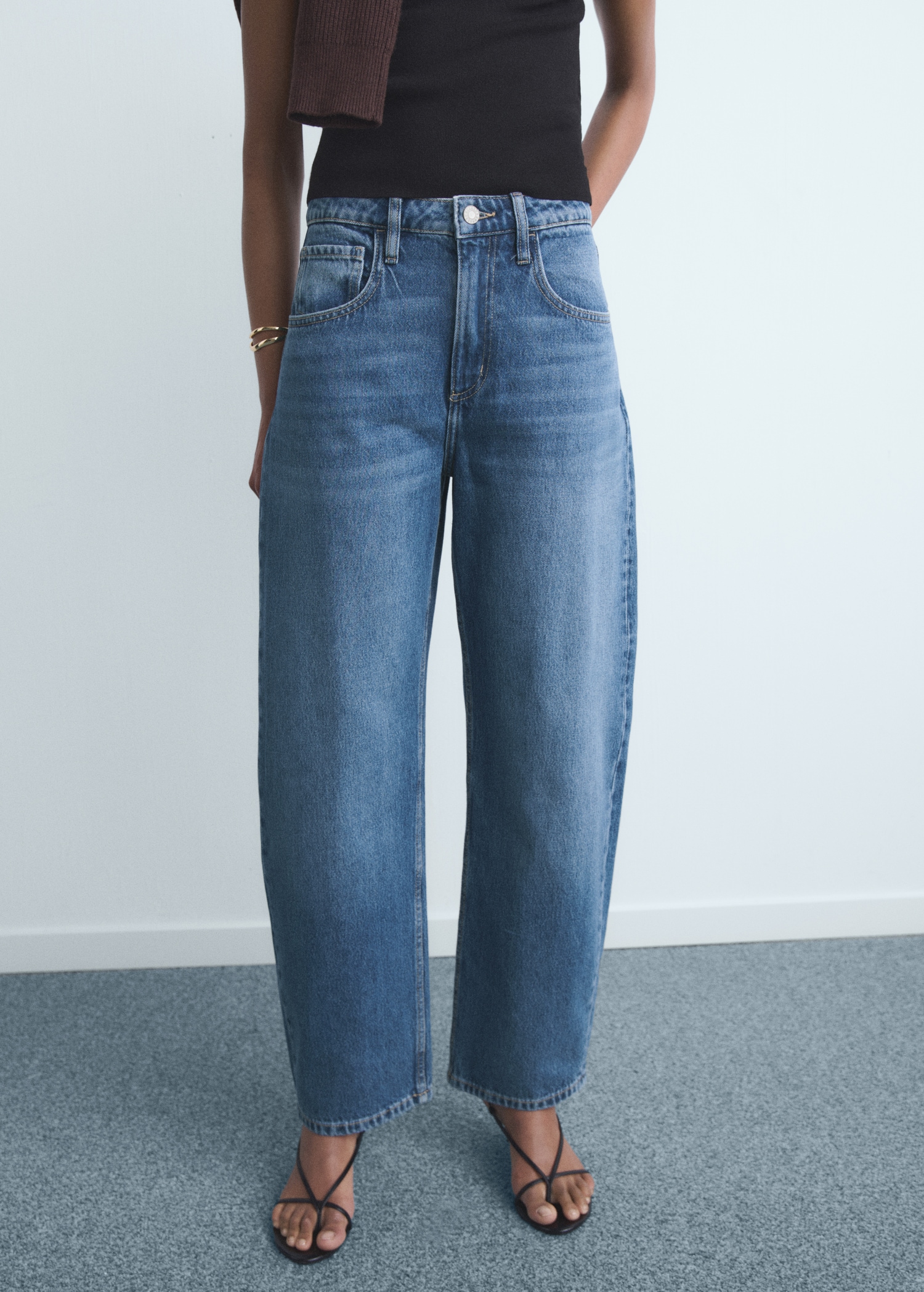 High-Waisted Barrel Jeans - Women | Mango Usa