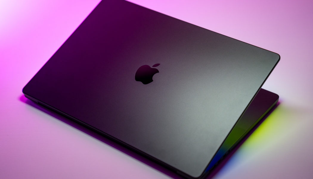 MacBook Pro rumor points to OLED, touchscreen upgrades next year