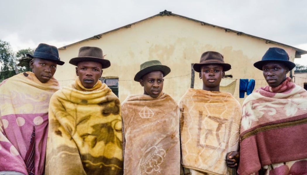 Magnum Photo and Aperture Launch New Print Sale