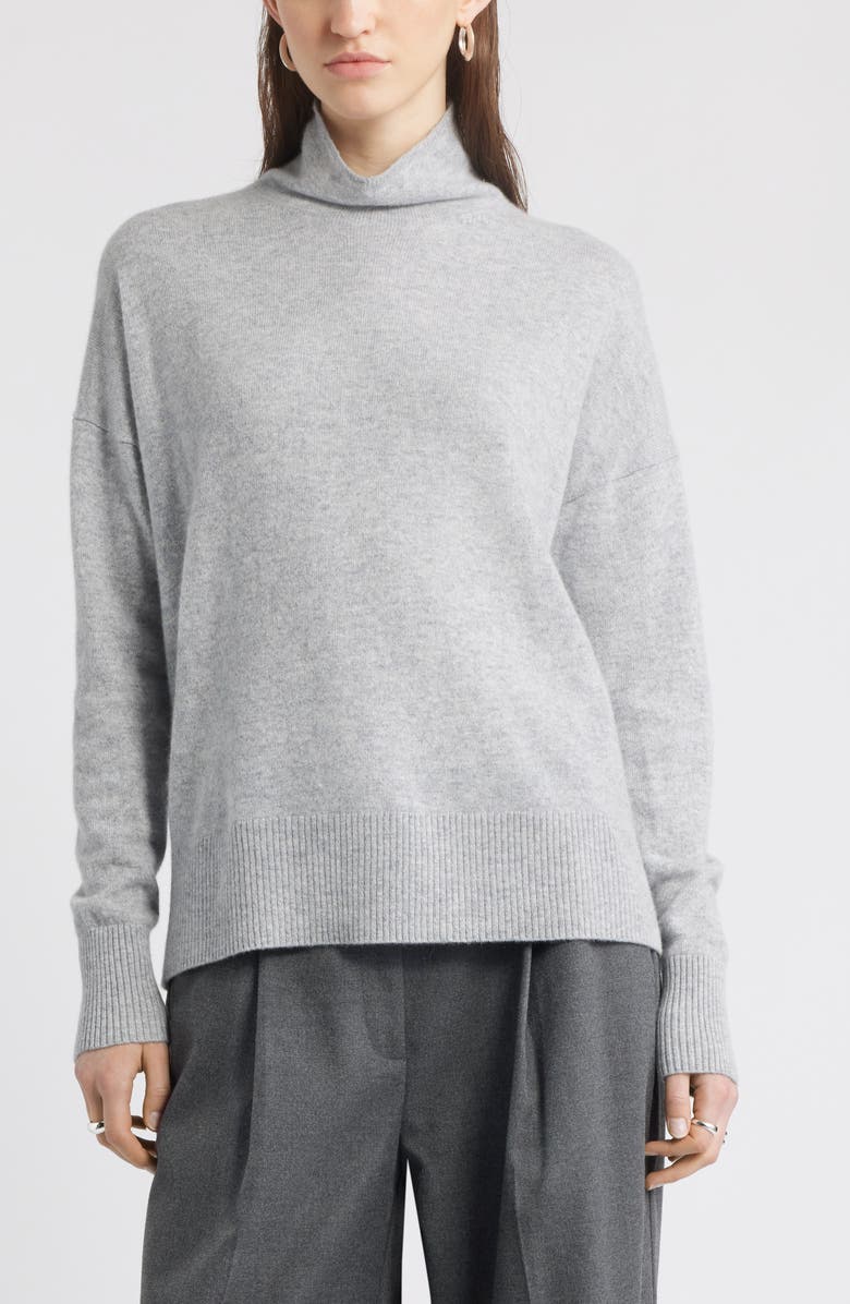Oversize Cashmere Turtleneck Sweater