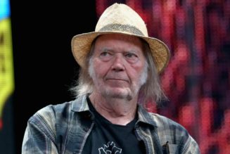 Neil Young Pulling Music from Amazon, Calls for Boycott: "Support Your Community"