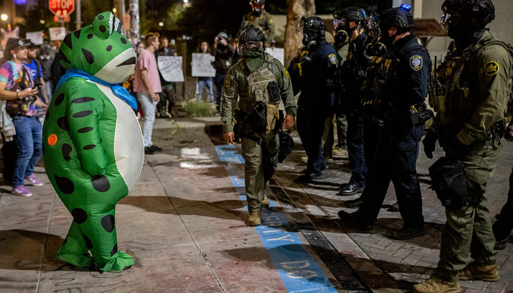 Oregon GOP Busted Using Fake Protest Photos To Justify Trump’s Troop Deployment