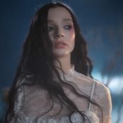 Poppy Unveils New Original Solo Song "Unravel"