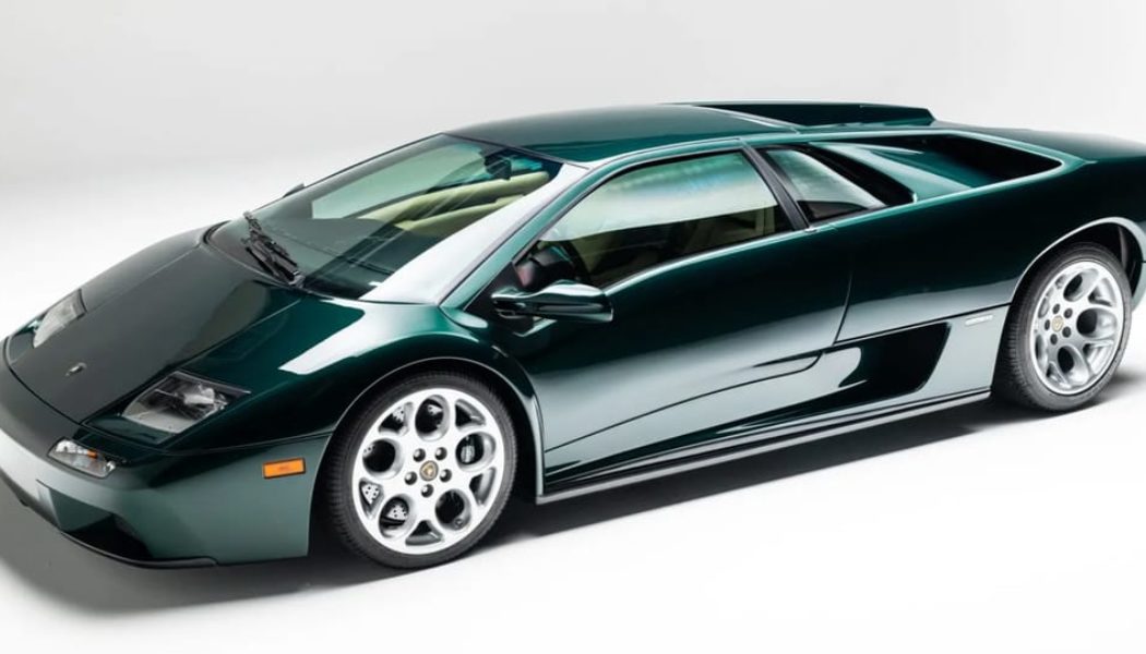 Rare 2001 Lamborghini Diablo VT 6.0 Supercar Hits the Auction Block