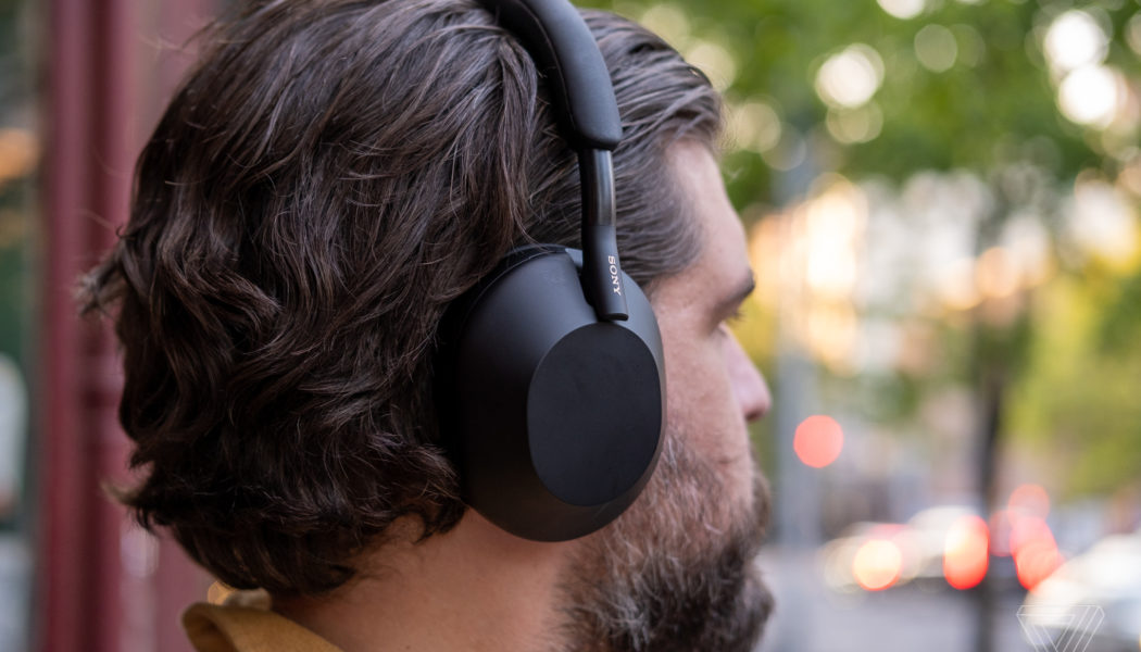 Sony’s noise-canceling WH-1000XM5 headphones are a Prime Day steal at $150 off