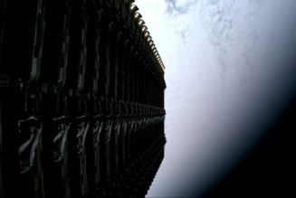 SpaceX launches 10,000th Starlink internet satellite