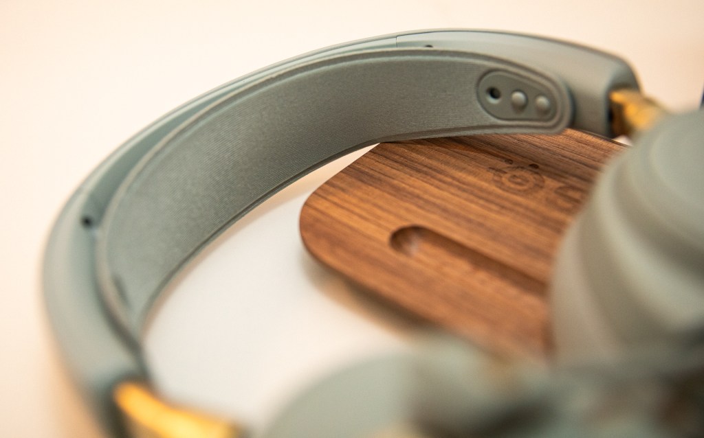 SteelSeries Arctis Nova Elite