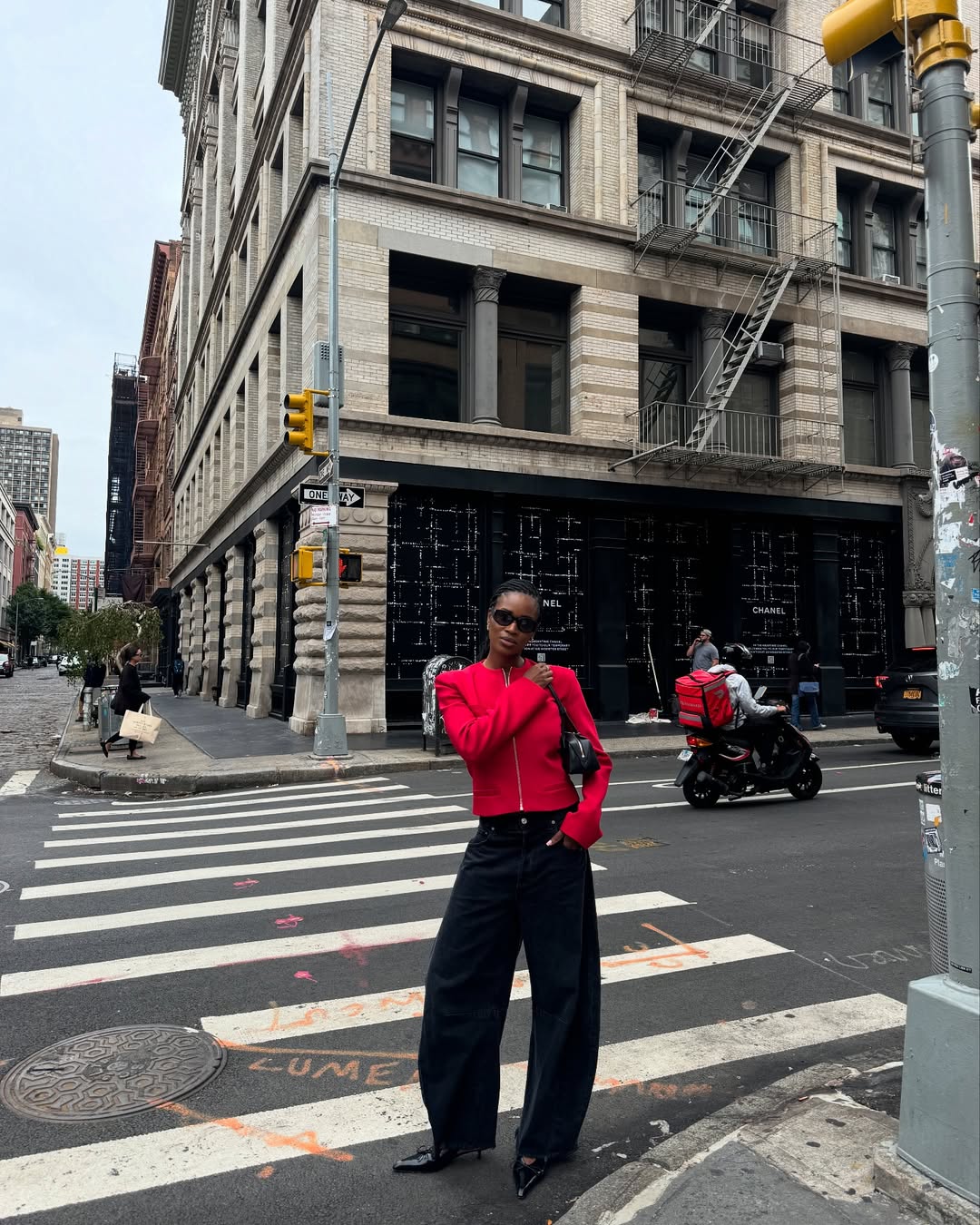 @nlmarilyn wearing barrel leg jeans and jacket