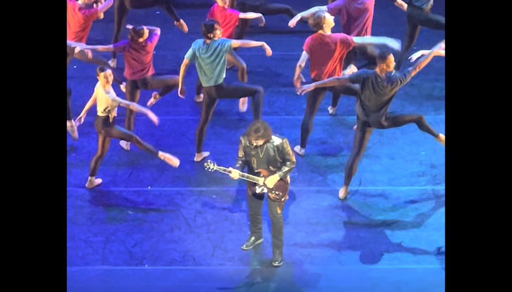 Tony Iommi Gives Surprise Performance at Black Sabbath Ballet in London