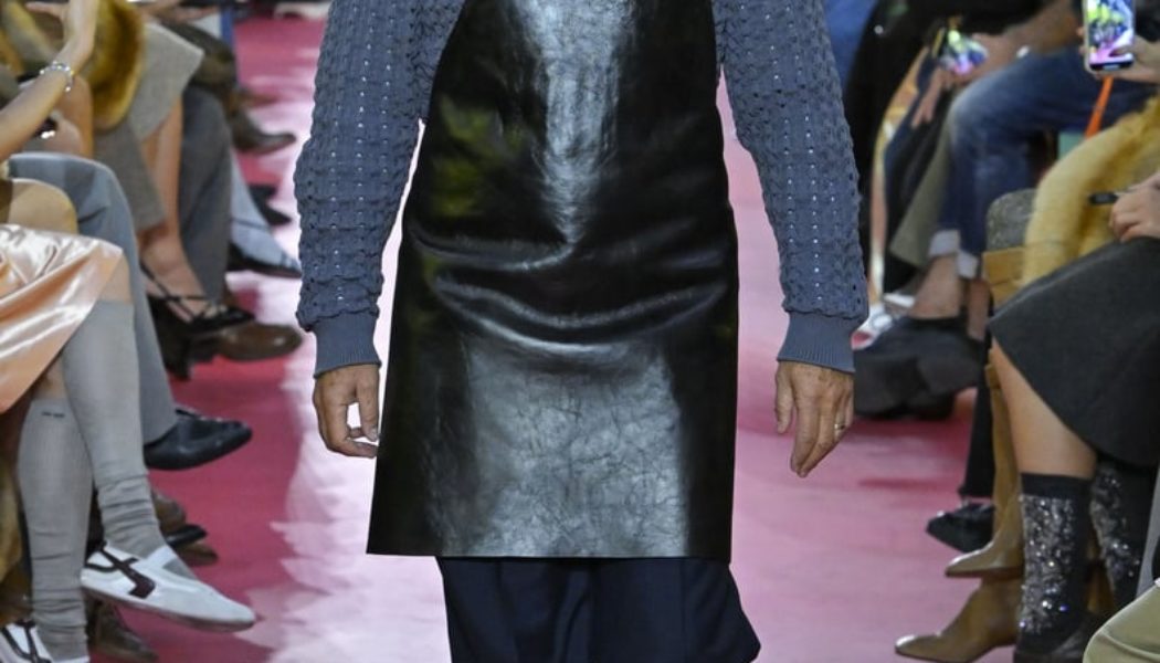 Wait, Are Aprons Now Hot?