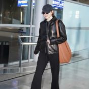 You *Could* Wear Leggings, But This Pant Trend Will Look Way More "First Class" at the Airport