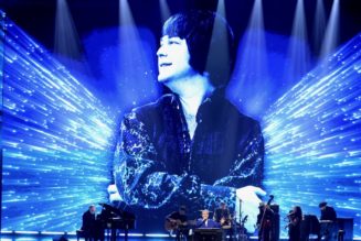 Elton John Pays Tribute to Brian Wilson with "God Only Knows" at Rock & Roll Hall of Fame Ceremony